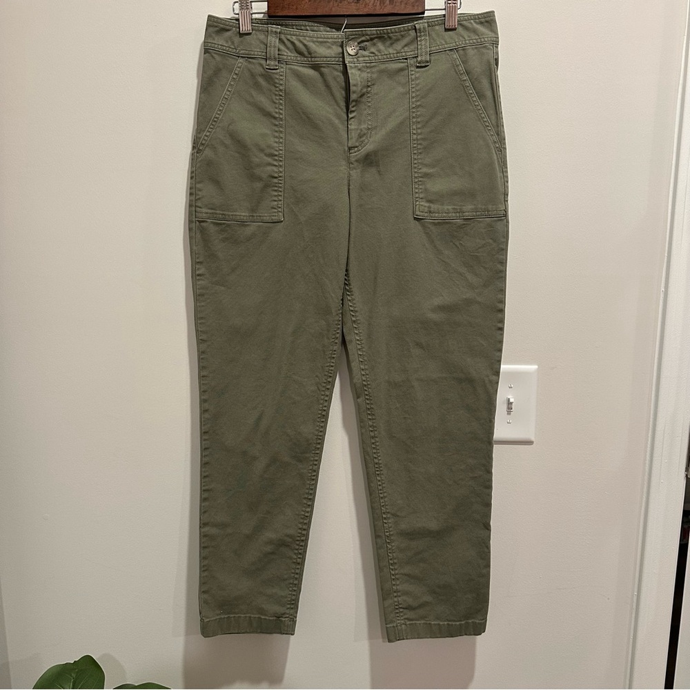 Eddie Bauer Olive Ankle-Length Women's Pants